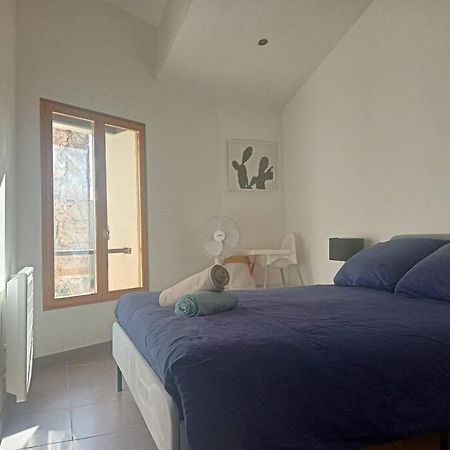Le Clos Du Pin Thezan-les-Beziers Exterior photo